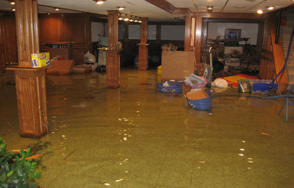  basement flooring options flooding